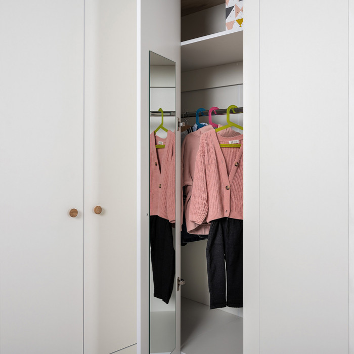 Джастин 13.229 Шкаф угловой, цвет белый шагрень/дуб белый эксклюзив, ШхГхВ 111,4х54,8х225,7 см., универсальная сборка